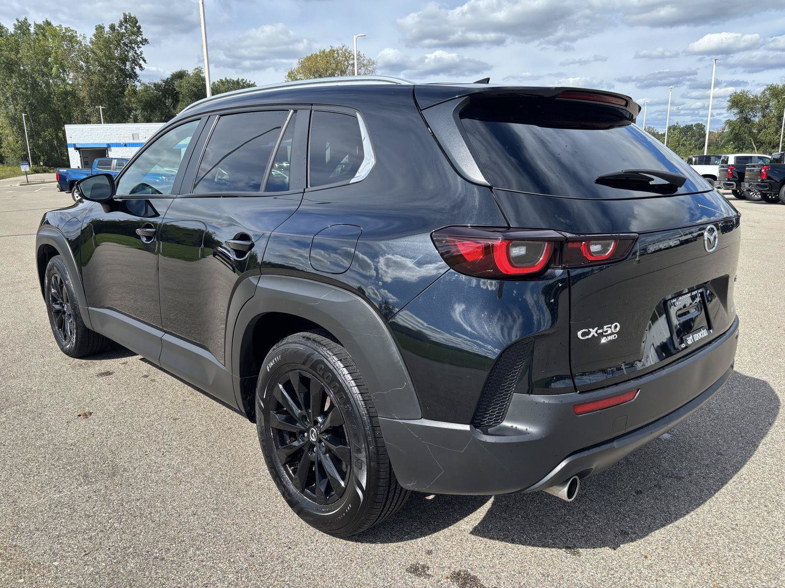 Used 2025 MAZDA CX-50 AWD 2.5 S w/ Premium Package image 3