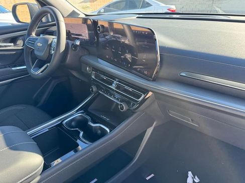 New 2026 Chevrolet Traverse LT w/ Driver Confidence Package image 6