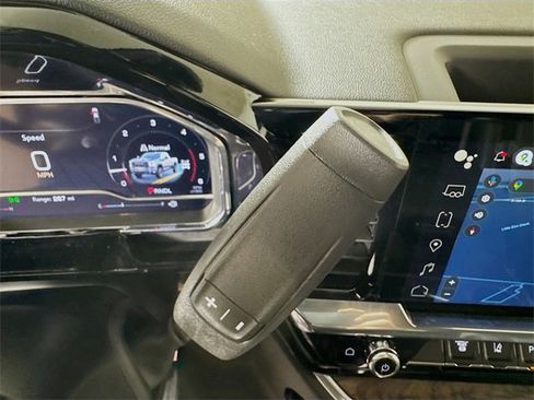 New 2025 GMC Sierra 2500 SLT w/ Texas SLT Premium Package image 11