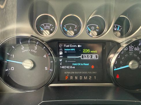 Used 2016 Ford F350 Lariat w/ Chrome Package image 7