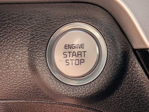 Used 2023 Kia Telluride S w/ S Sunroof Package image 30