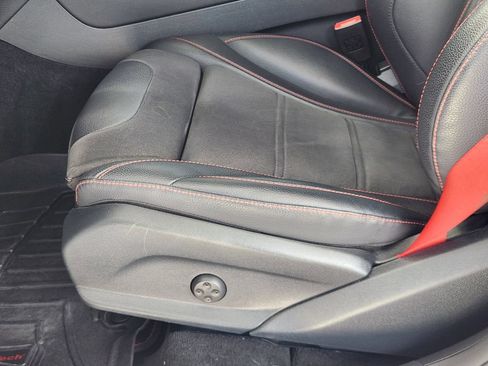 Used 2018 Mercedes-Benz GLC 43 AMG 4MATIC image 24