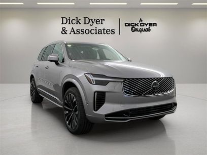 New 2026 Volvo XC90 B5 Plus