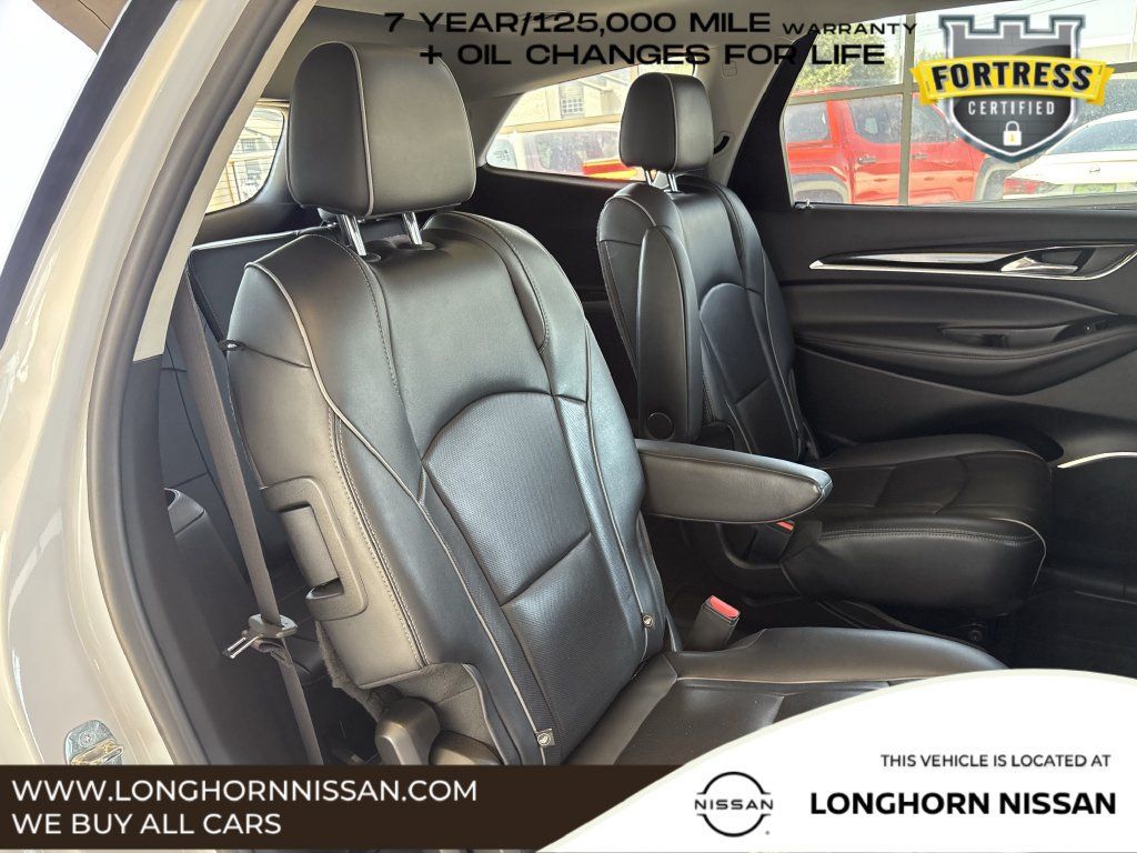 Used 2019 Buick Enclave Avenir w/ Avenir Technology Package FWD image 27