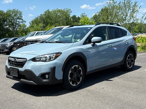Used 2021 Subaru Crosstrek 2.0i Premium w/ Moonroof Package AWD/4WD image 3