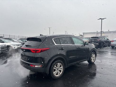 Used 2017 Kia Sportage LX w/ LX Popular Package image 2