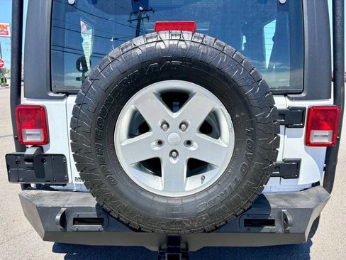 Used 2016 Jeep Wrangler Sport w/ Quick Order Package 24S AWD/4WD image 32