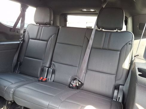 Used 2021 Chevrolet Suburban RST w/ Luxury Package AWD/4WD image 10