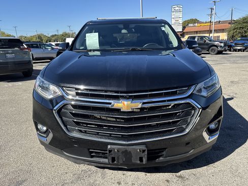 Used 2020 Chevrolet Traverse LT image 8