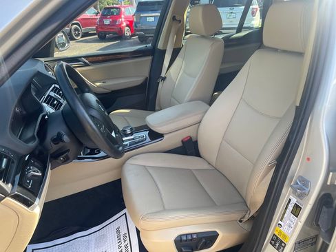 Used 2016 BMW X3 xDrive28i AWD/4WD image 16