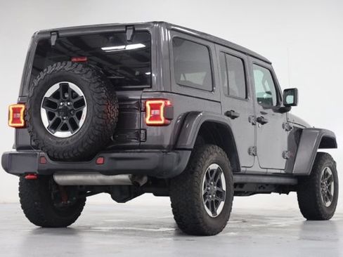 Used 2022 Jeep Wrangler Unlimited Rubicon w/ Steel Bumper Group AWD/4WD image 13
