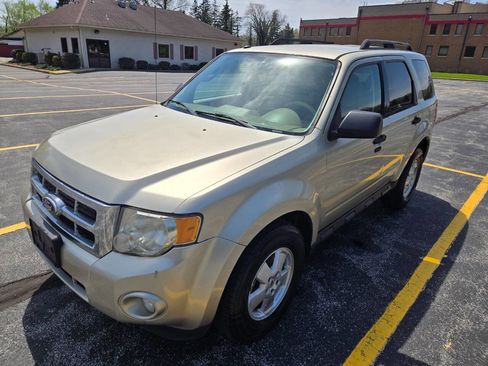 Used 2012 Ford Escape XLT image 3