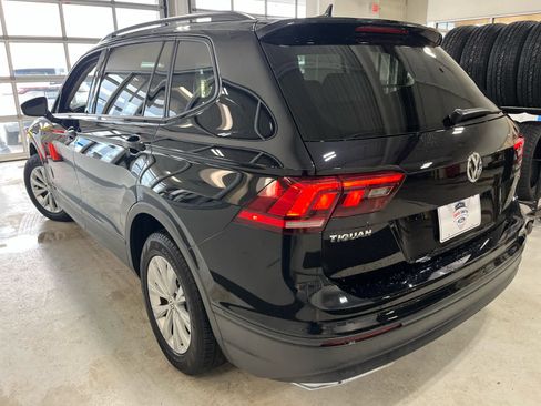 Used 2020 Volkswagen Tiguan S image 6