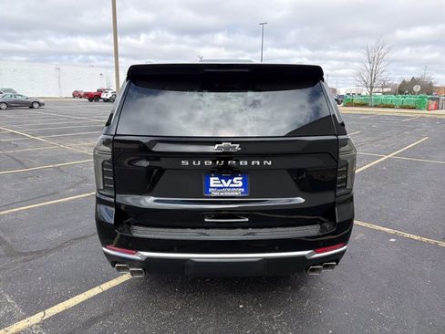New 2026 Chevrolet Suburban High Country w/ Sun And Tow Package AWD/4WD image 5
