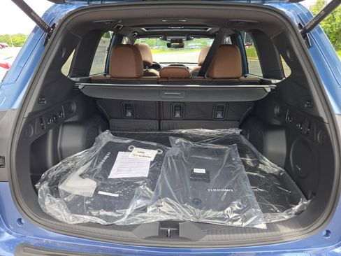 New 2025 Subaru Forester Touring w/ Popular Package - Touring image 17