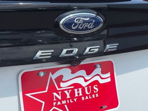 Used 2024 Ford Edge SEL AWD/4WD image 21