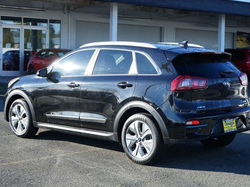 Used 2019 Kia Niro EX Premium w/ Cold Weather Package 1.0 image 8