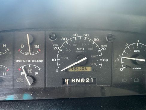 Used 1996 Ford F150 4x4 Regular Cab image 3