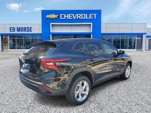 New 2026 Chevrolet Trax LS w/ LS Convenience Package image 4