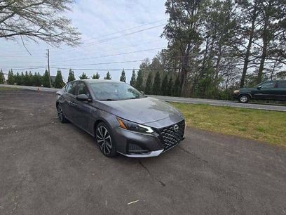 Used 2024 Nissan Altima 2.5 SR