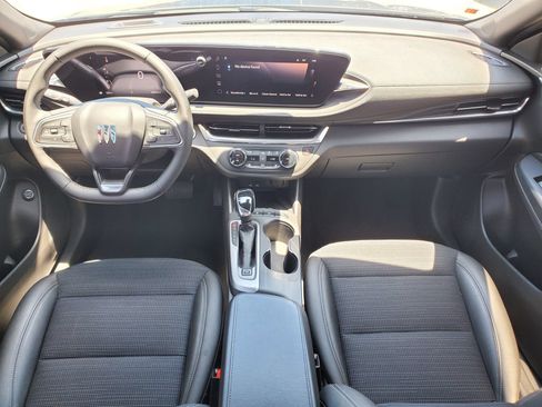 Used 2024 Buick Envista Preferred w/ Convenience I Package FWD image 17
