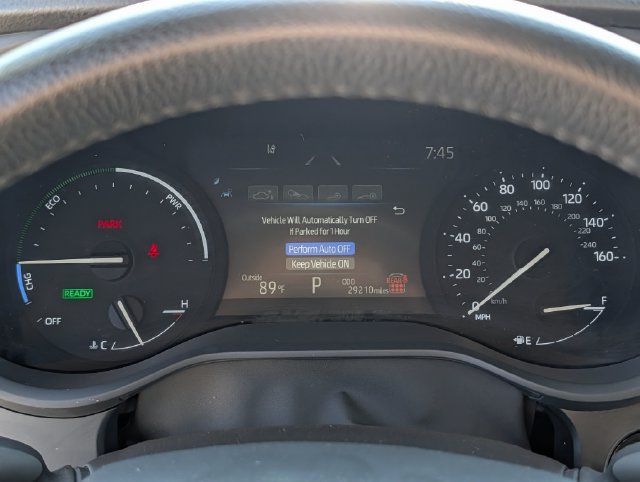 Used 2025 Toyota Sienna XLE FWD image 21
