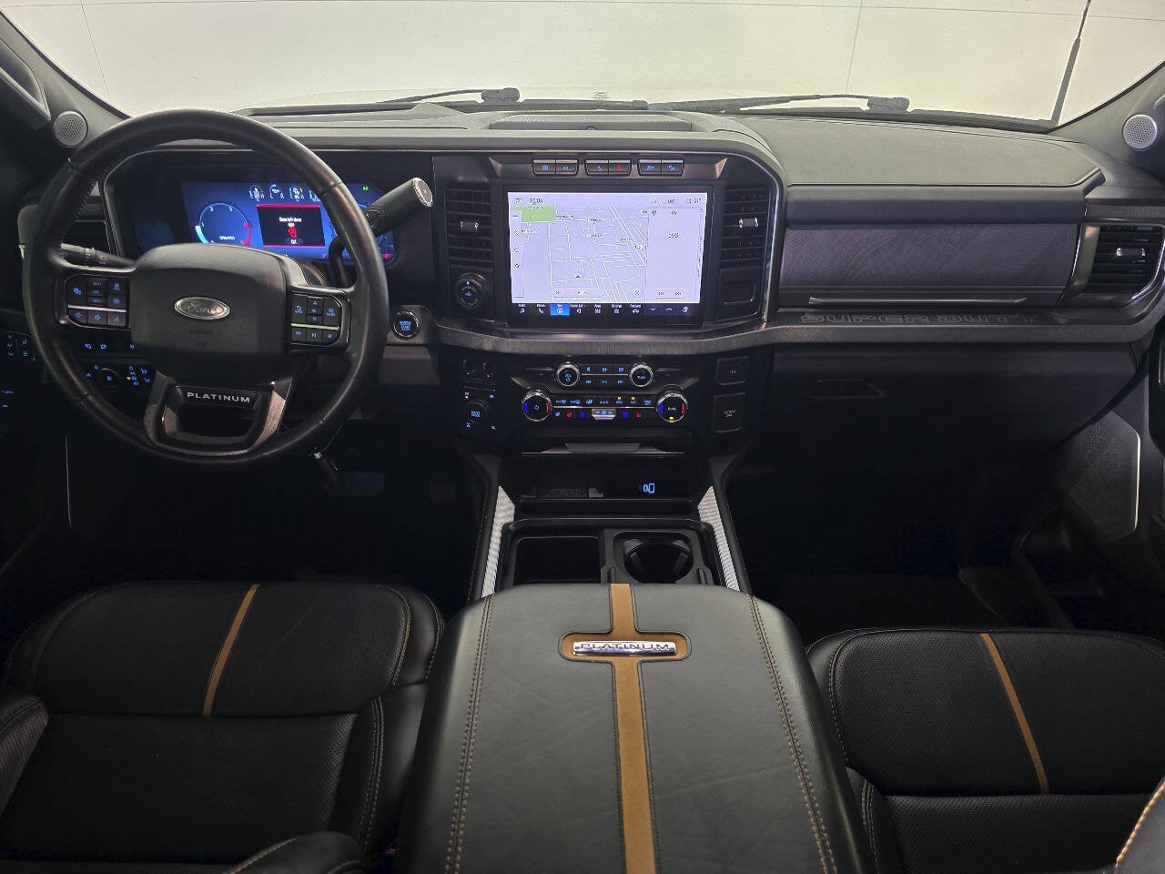 Used 2023 Ford F250 Platinum w/ FX4 Off-Road Package AWD/4WD image 16