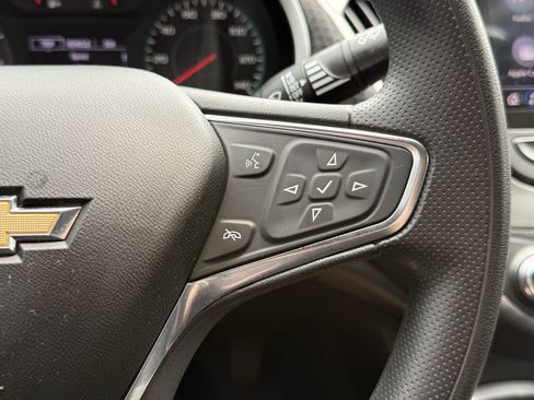 Used 2023 Chevrolet Malibu LT FWD image 18