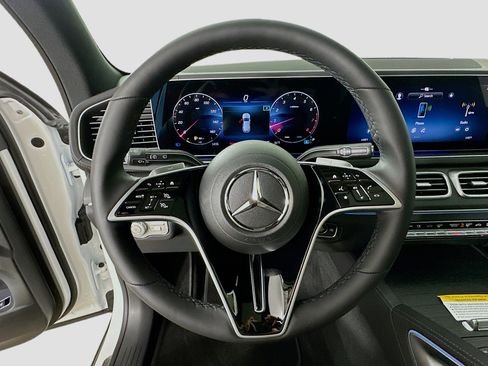 Used 2026 Mercedes-Benz GLE 350 4MATIC image 11
