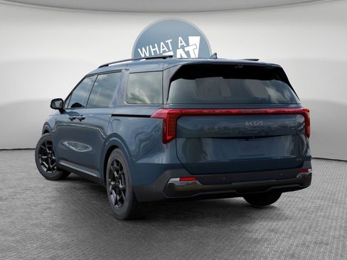 New 2026 Kia Carnival SX Prestige FWD image 4