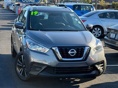 Used 2019 Nissan Kicks SV w/ Exterior Package