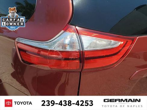 Certified 2018 Toyota Sienna LE FWD image 16