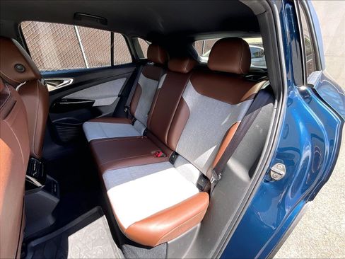 Certified 2023 Volkswagen ID.4 Pro RWD image 24