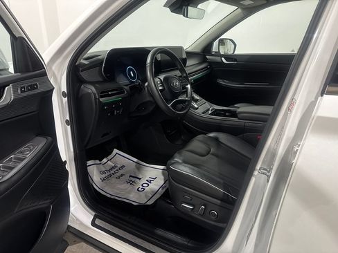 Used 2025 Hyundai Palisade Limited AWD/4WD image 17