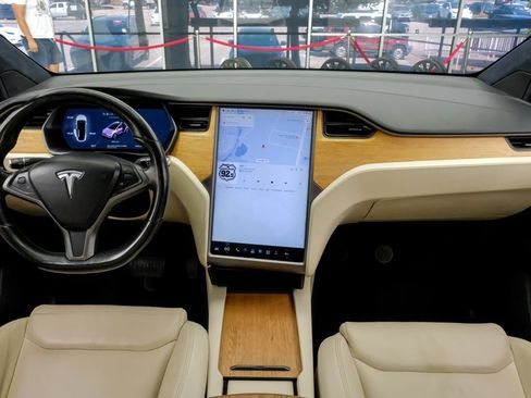Used 2021 Tesla Model X Long Range AWD/4WD image 20