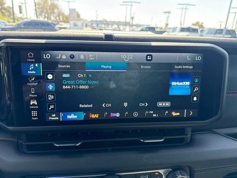 Certified 2025 Jeep Wrangler Unlimited Rubicon w/ Convenience Group AWD/4WD image 20