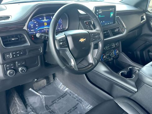 Used 2023 Chevrolet Tahoe LT w/ Luxury Package AWD/4WD image 13