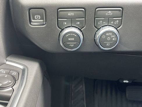 New 2026 GMC Sierra 1500 Elevation AWD/4WD image 18
