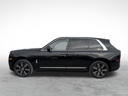 Certified 2024 Rolls-Royce Cullinan image 5