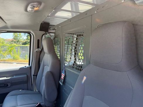 Used 2013 Ford E-250 and Econoline 250 w/ PWR Group RWD image 20