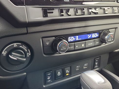 New 2026 Nissan Frontier SV w/ All-Weather Content Package AWD/4WD image 21