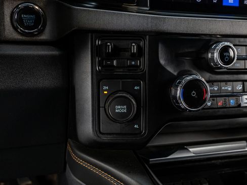 Used 2024 Ford F350 Platinum AWD/4WD image 9