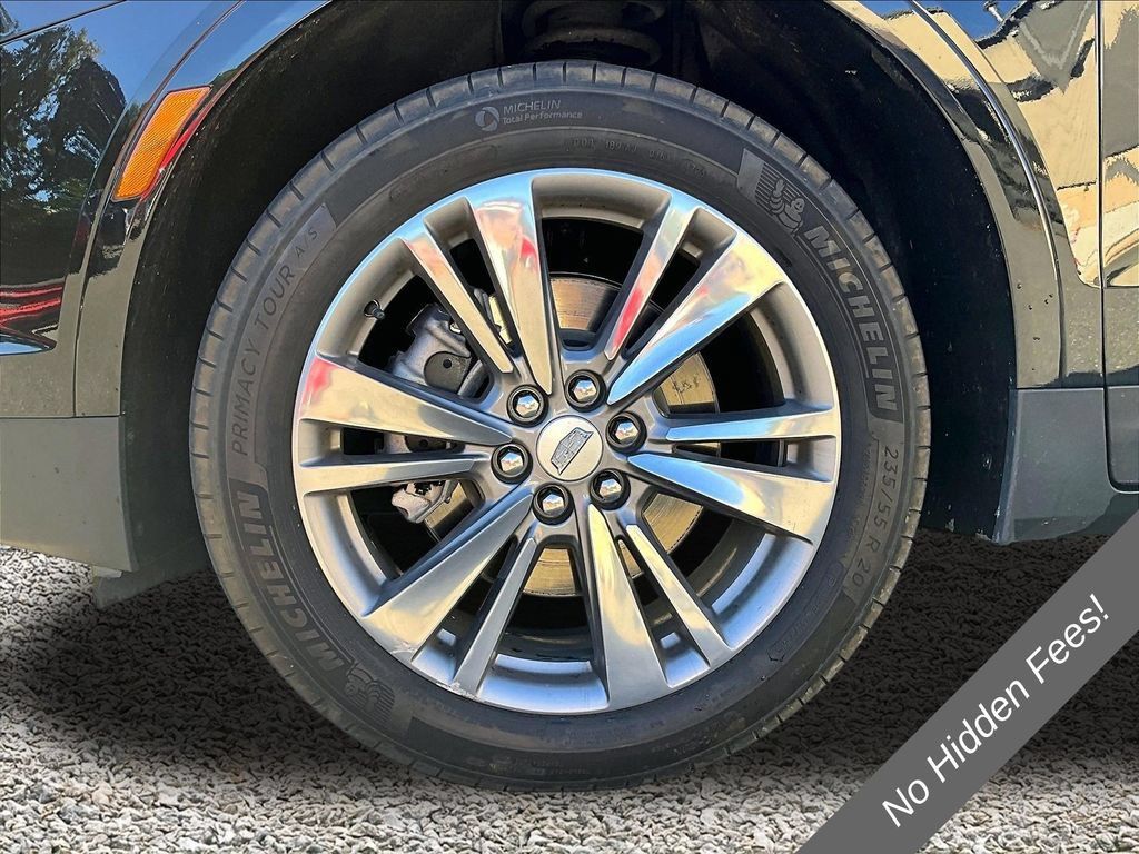 Used 2022 Cadillac XT5 Luxury AWD/4WD image 9