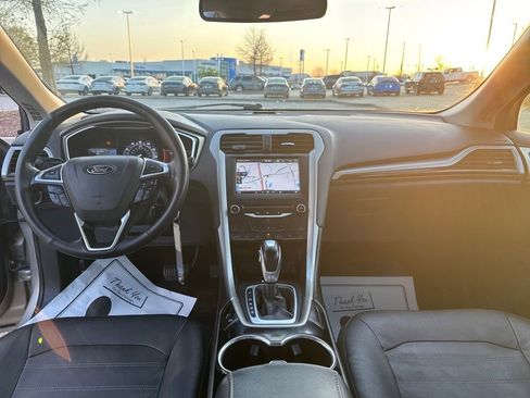 Used 2015 Ford Fusion SE w/ Equipment Group 202A image 26