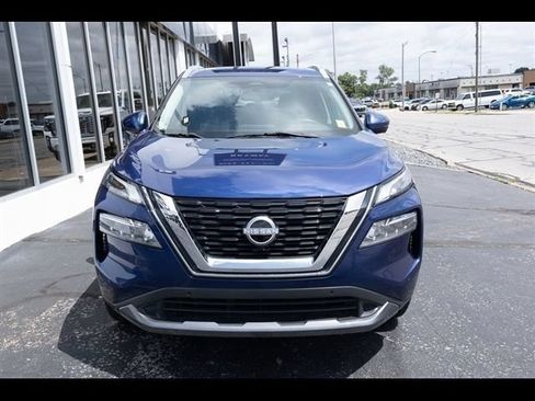 Used 2023 Nissan Rogue SL w/ SL Premium Package AWD/4WD image 3