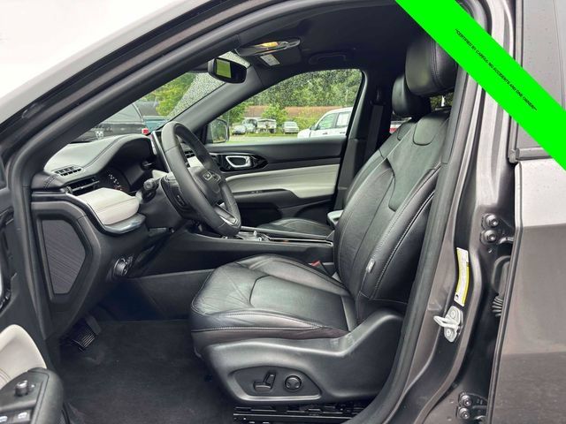 Used 2023 Jeep Compass Limited AWD/4WD image 3