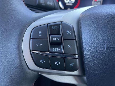 New 2026 Ford Explorer Active w/ Active Comfort Package RWD image 25