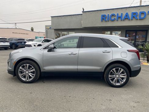 Used 2025 Cadillac XT5 Premium Luxury image 8