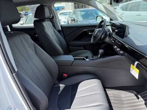 Certified 2026 Acura ADX AWD image 20