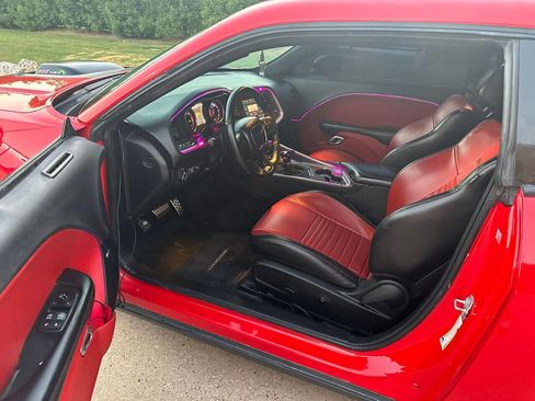 Used 2015 Dodge Challenger R/T Scat Pack image 14